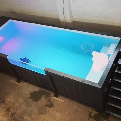 5d65afc6_20ft-shipping-container-swimming-pool-with-convenient-side-s.jpg 20ft Zeecontainer Zwembad met Handige Zijtrap