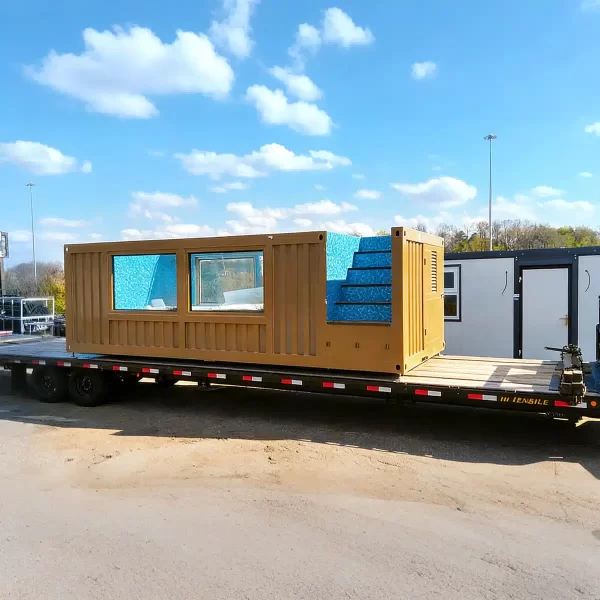 8c13611a_20ft-container-swimming-pool-delivery.webp 20ft Luxe Container Zwembad met Glazen Kijkvenster
