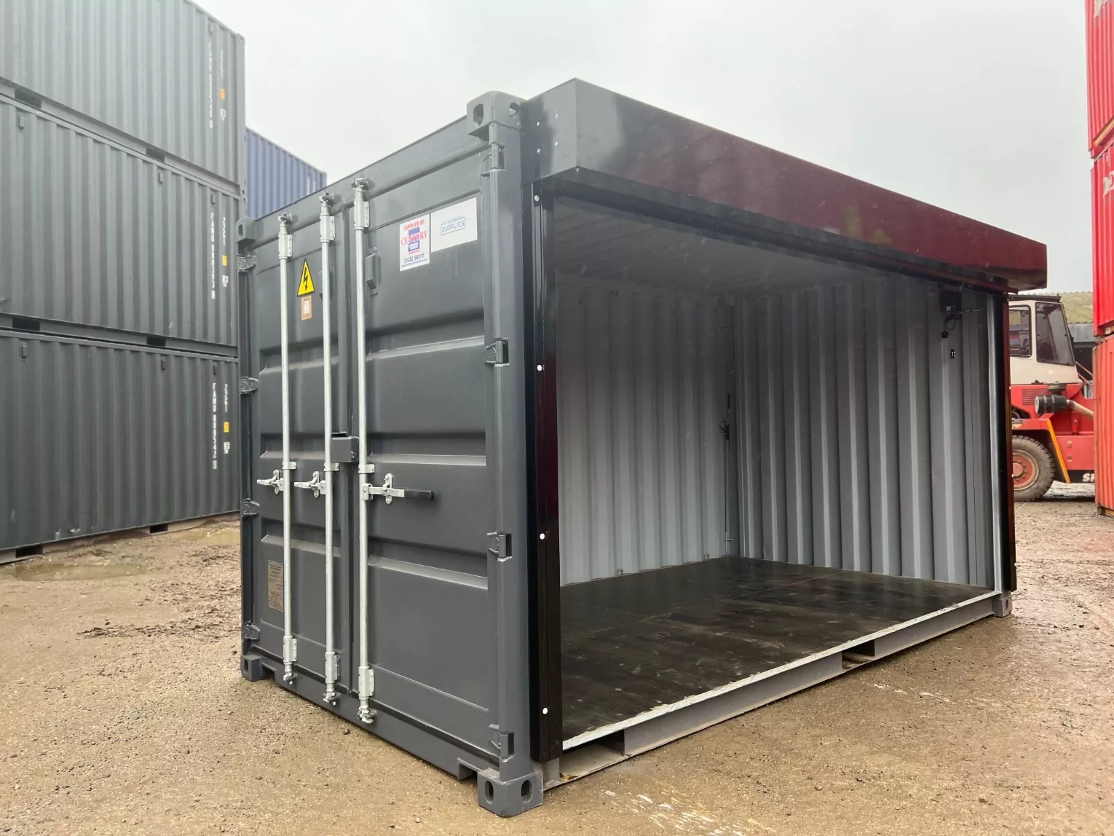 20ft zeecontainer met in Nederland