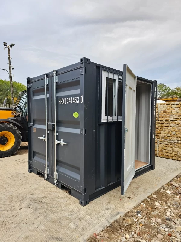 s-l1600-10-11-2.webp 8ft Shipping Container Site Office & Secure Lock-Up Box - Draagbare werkplaatsschuur met personeelsdeur en raam