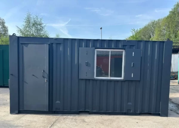 20ft Anti Vandal Office & Canteen Container te koop in Nederland - Beveiligd locatiekantoor met personeelspauzeruimte
