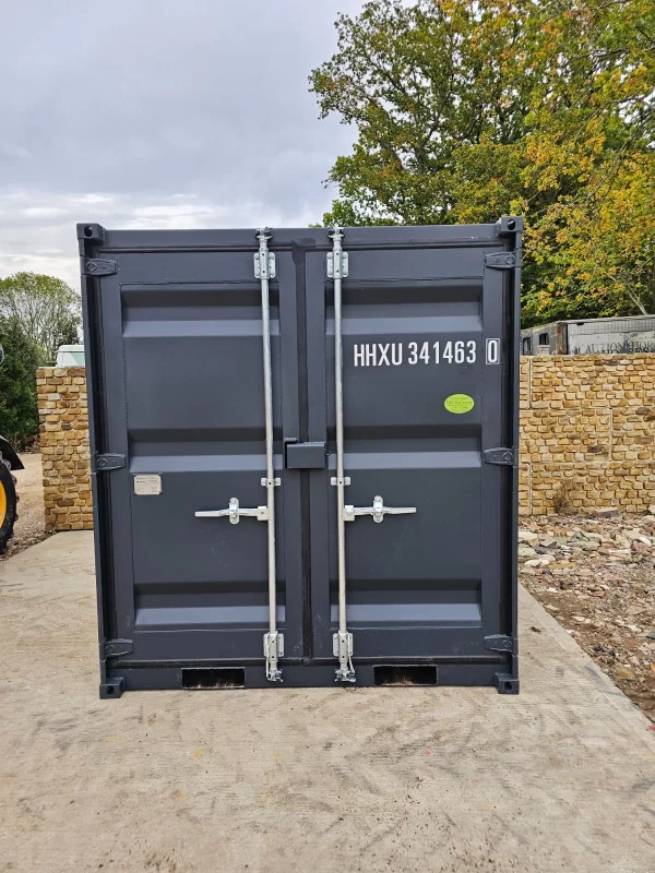 s-l1600-5-10-1.webp 8ft Shipping Container Site Office & Secure Lock-Up Box - Draagbare werkplaatsschuur met personeelsdeur en raam