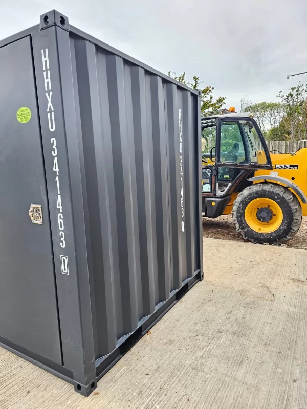 s-l1600-8-9-1.webp 8ft Shipping Container Site Office & Secure Lock-Up Box - Draagbare werkplaatsschuur met personeelsdeur en raam