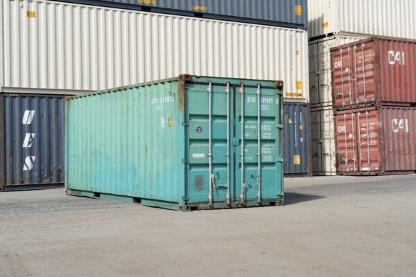 shipping-container-27-small.jpg 20ft gebruikte zeecontainer kopen – Cargo Worthy opslagcontainer
