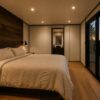 De Ultieme Containerwoning - 10-Module Luxe Binnenplaats Wellness Villa met Plunge Pool, 3 Slaapkamers, Kantoor, Kunstatelier & Ontspanningsruimte